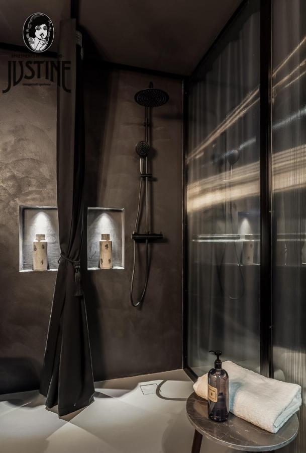 Suite Shibari By Justine Apartments Sobria Elegante Y Pecaminosa Apartamento Turistico En Madrid Rio מראה חיצוני תמונה