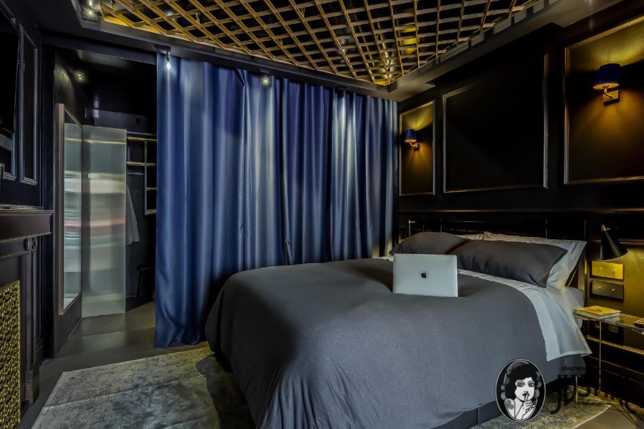 Suite Shibari By Justine Apartments Sobria Elegante Y Pecaminosa Apartamento Turistico En Madrid Rio מראה חיצוני תמונה
