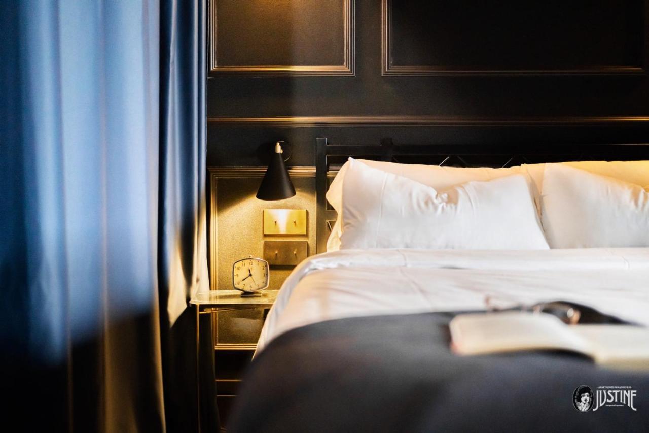Suite Shibari By Justine Apartments Sobria Elegante Y Pecaminosa Apartamento Turistico En Madrid Rio מראה חיצוני תמונה